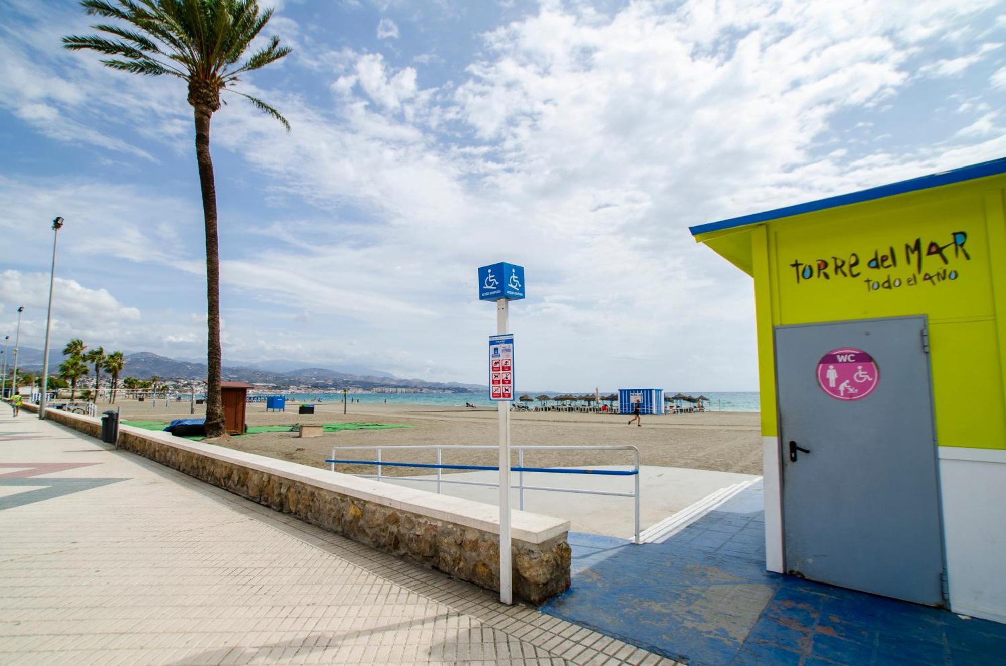 A&C Vistas Al Mar Luxury Apartment Torre Del Mar Exterior photo