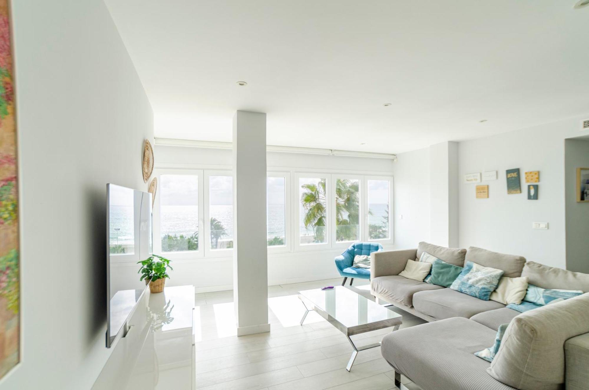 A&C Vistas Al Mar Luxury Apartment Torre Del Mar Exterior photo